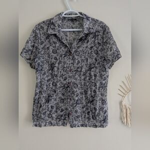 Vintage Women's Floral Button Down Shirt